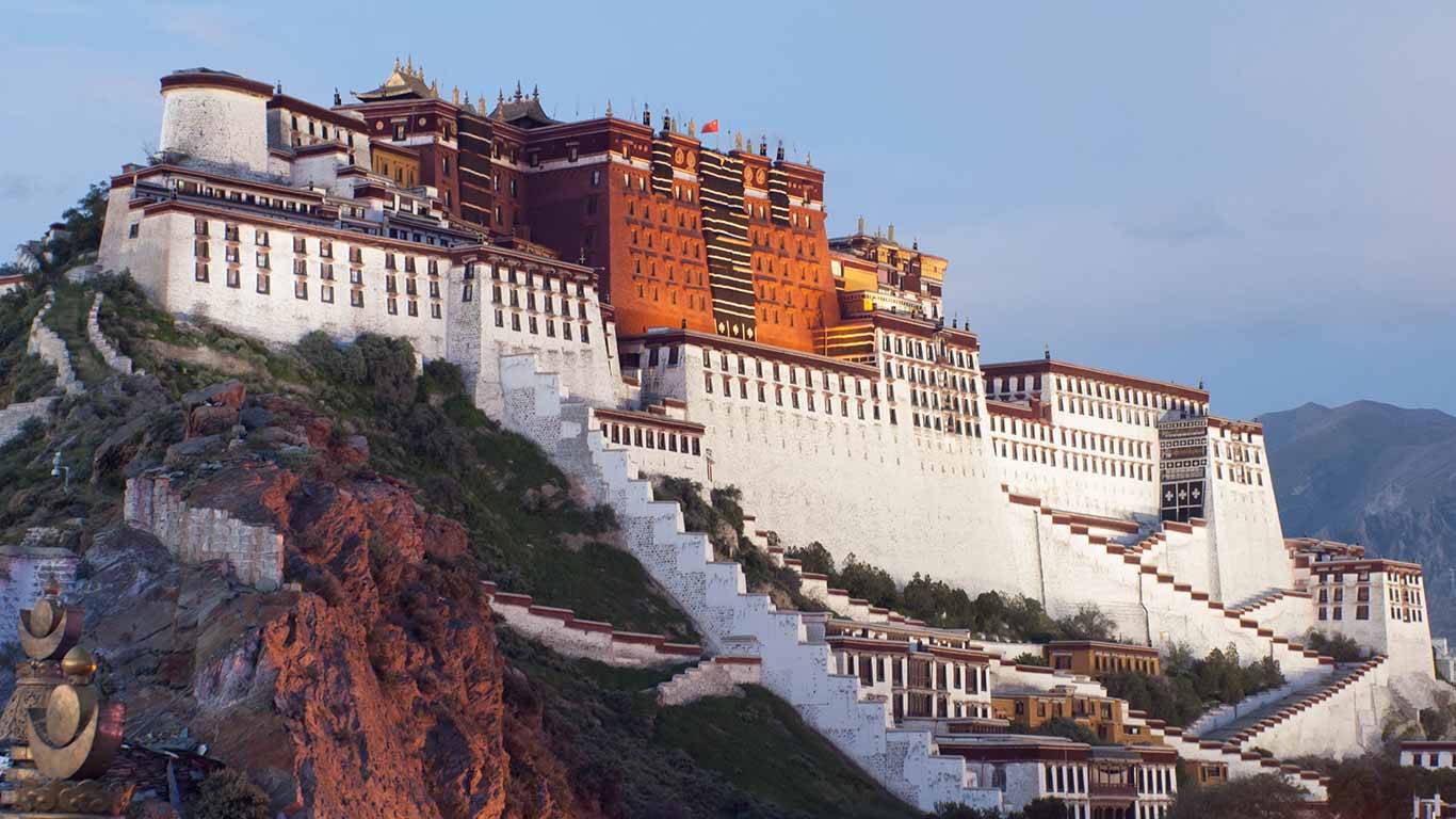 TIBET TRAVEL GUIDE